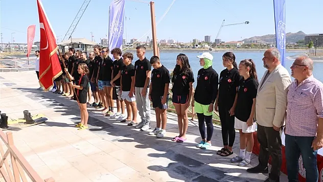 Kablolu Wakeboard Cumhuriyet Kupası etkinliği yoğun ilgi gördü