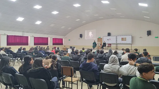 KADEM, Öğrencilere Meslekleri Tanıttı