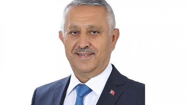 'Kadere inandık seçmenin tercihine saygılıyız' diyen Mehmet Zeybek 'Mazbatamızı haftaya alacağımızı düşünüyoruz'