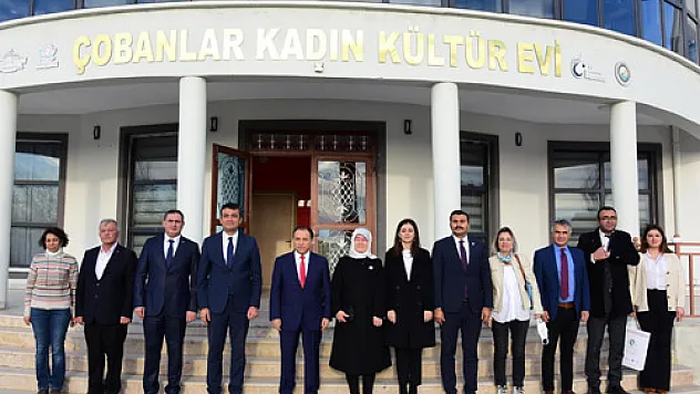 “Kadın Kültür Evleri, Türkiye’ye örnek proje”