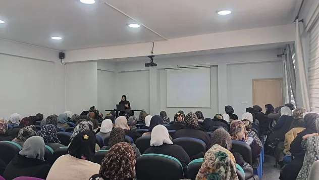 Kadın Toplumun İnşasında Başrolde