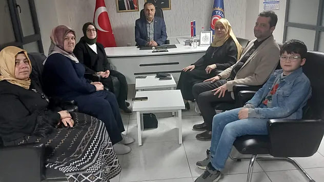 Kadınanalar Kültür Derneği, Türk-İş ile İstişare Etti