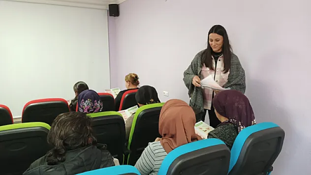 Kadınlara 'kuduz' hastalığı konusunda eğitim verildi