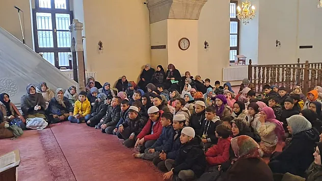Kadınlara Özel Berat Kandili Programları Düzenlendi