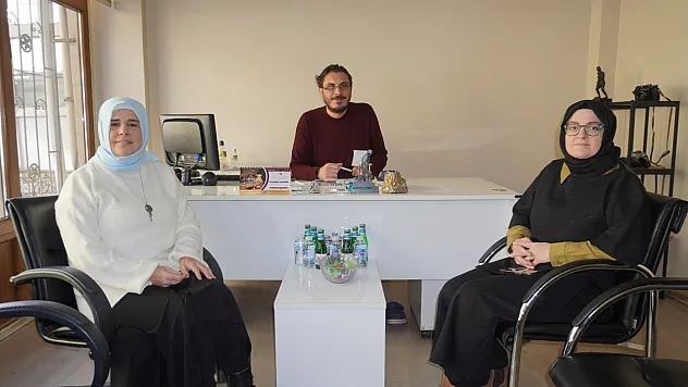 Kadınların Ve Gençlerin İlimle, İrfanla Gelişeceği Dernek