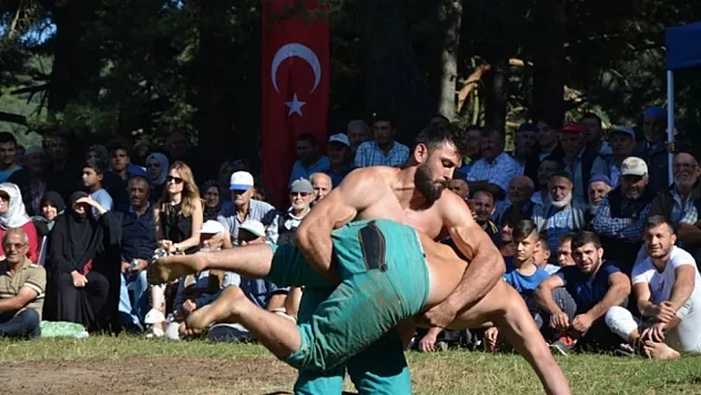 Karakucak Güreş seçmeleri devam ediyor