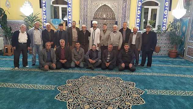 Karaören Camii imamından duygusal veda