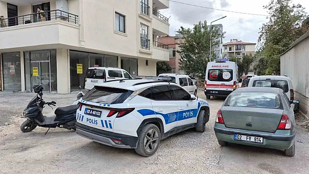 Kardeşler Arasında Bıçaklı Kavga