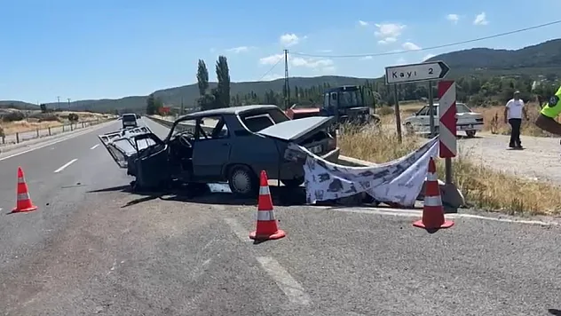 Kavşakta Feci Kaza: 1 Ölü, 4 Yaralı