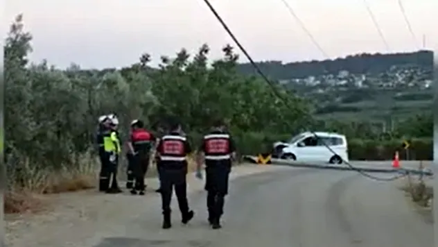 Kazayı Görüp Yardıma Koşan Genç Elektrik Akımına Kapıldı