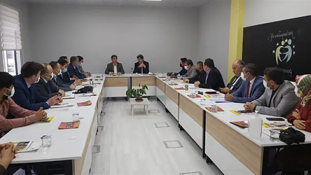 'Kendin Yap Atölyeleri'nin çalışmaları değerlendirildi