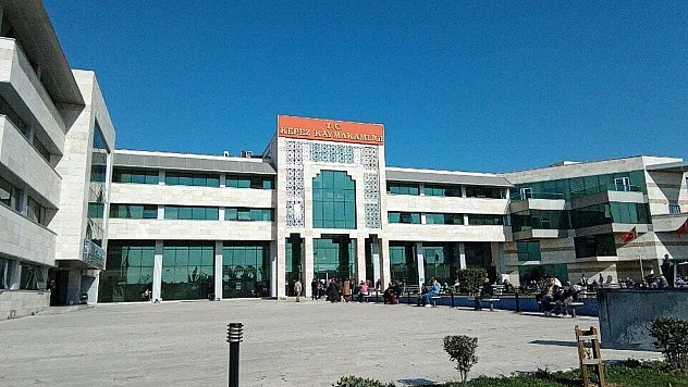 Kepez Kaymakamlığında Panik