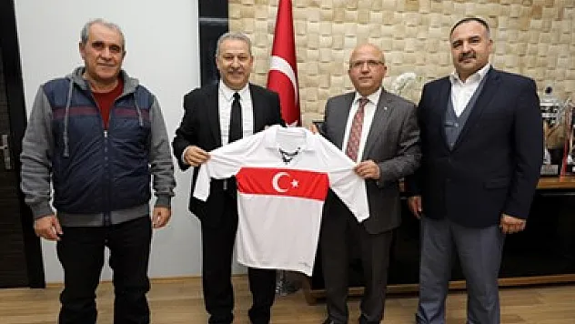 Keser'den Çoban'a Milli forma – Kocatepe Gazetesi