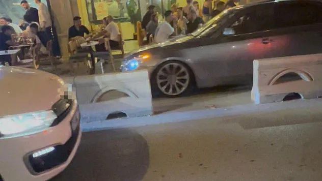 Kimisi Egzozuyla Kimisi De Otomobiline Taktırdığı Kamyon Kornasıyla Sokakta Rahatsızlığa Neden Oldu