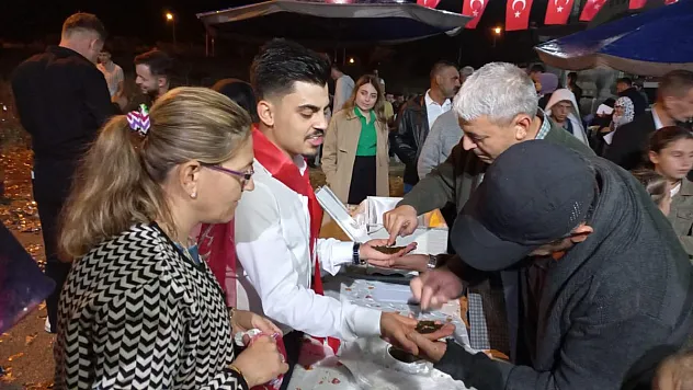 Kınalar yakıldı, takılar takıldı, kınalı kuzular askere böyle uğurlandı
