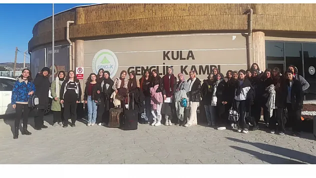 Kız Öğrencilere Özel Kula'da Kamp Düzenlendi
