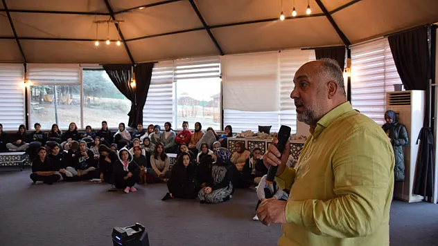 Kızlar Sultandağı'nda Kampa Girdi