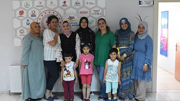 Kurs Şenay'dan  üretim kursiyerlerden