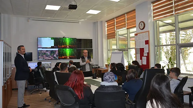 Kütahya'da Lise Öğrencileri Orman Yangınlarıyla Mücadele Konusunda Bilgilendirildi