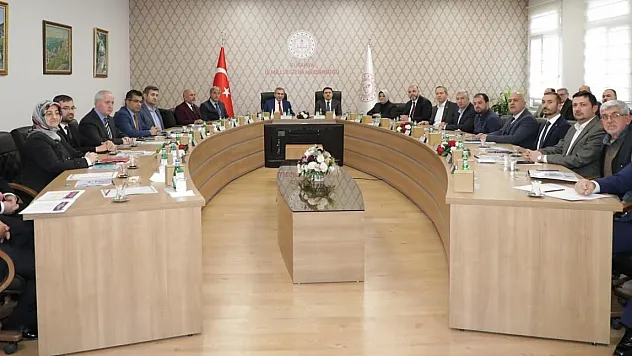 Kütahya'nın Eğitim Vizyonuna Yönelik Yürütülen Projeler Masaya Yatırıldı