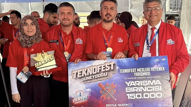 Kütahya'nın Gururu! TEKNOFEST'te Türkiye Birincisi Oldular