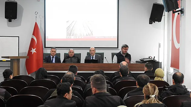 Kütahya’da Orman İşletme Müdür Yardımcıları Ve İşletme Şeflerine Eğitim Verildi