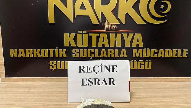 Kütahya'da uygulama noktasında durdurulan araçta uyuşturucu ele geçirildi
