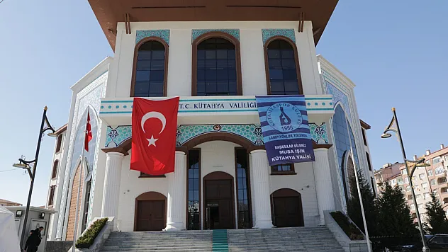 Kütahyaspor Şehrini Bayraklarla Donatıyor: 43 Bin Bayrak