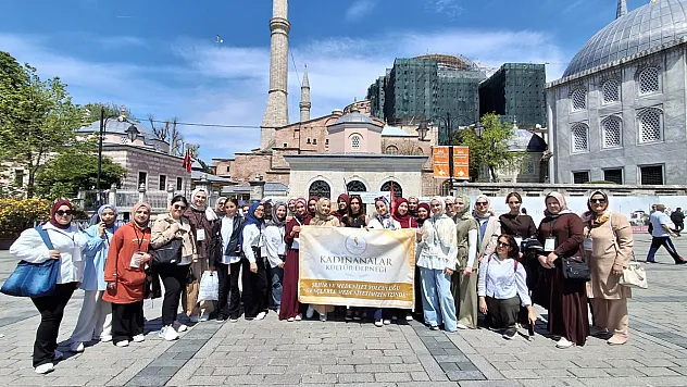Lise Öğrencileri İmparatorluk Payitahtı'nı Gezdi