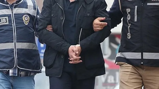 Manavdan meyve ve sebze çalan şahsı polis yakaladı