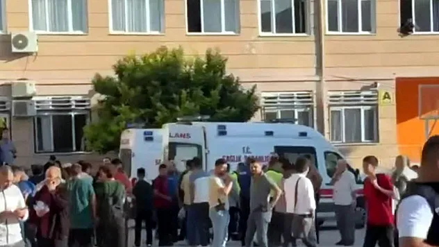 Manisa'da Okula Silahlı Saldırı! Yaralı Öğrenciler Var