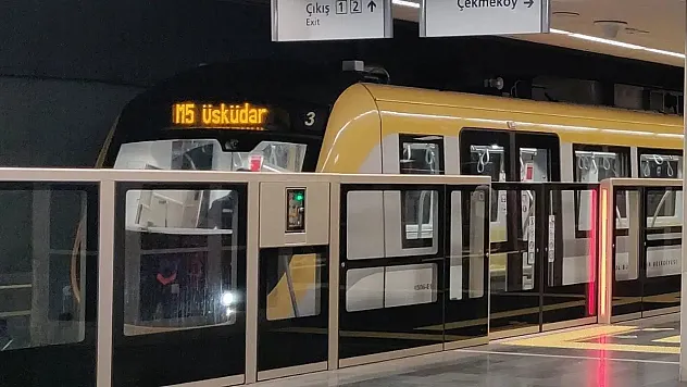 Metroda Patlama Paniği! Yolcular Tahliye Edildi
