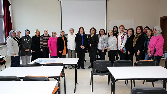 Mezunlar Konuştu: Birçok İş İmkanı Var