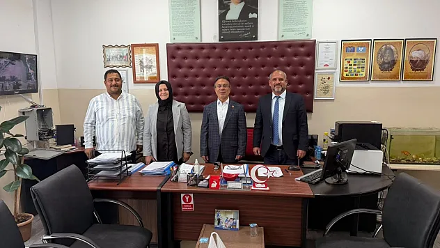 MHP'den Okullara Yakın Takip!