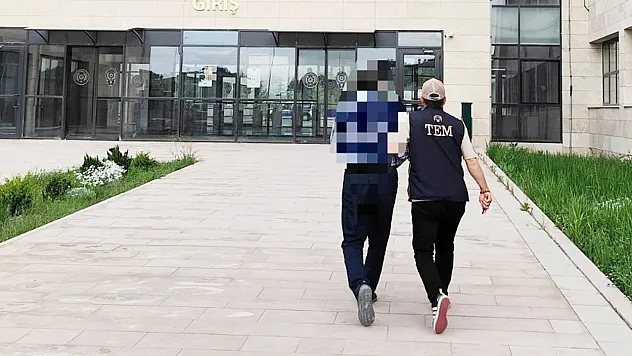 Milli Güvenlik Tehdidi FETÖ'cü Sınırdışı Edilecek