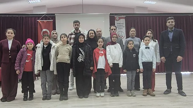 Milli Marşımızı En İyi Okumak İçin Yarıştılar