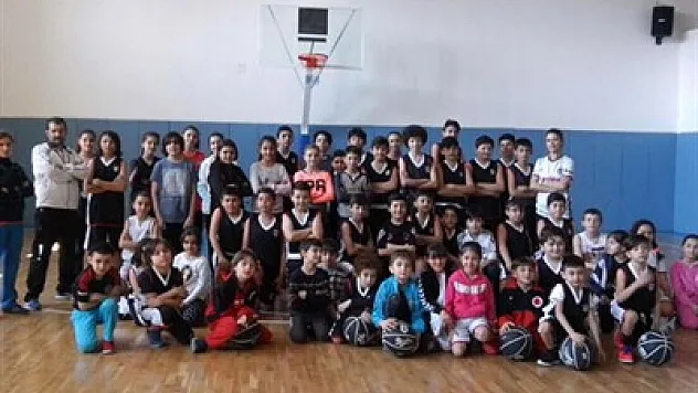 Minik Kartalların ilk kanat sesleri