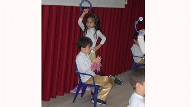 Minikler beğeniyle izlendi – Kocatepe Gazetesi