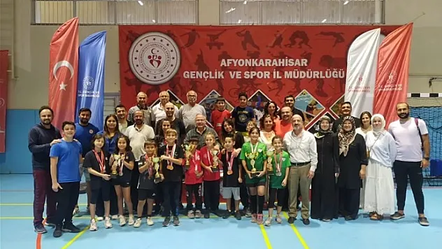 Minikler Takım ve Ferdi İl Birinciliği Masa Tenisi müsabakaları gerçekleştirildi