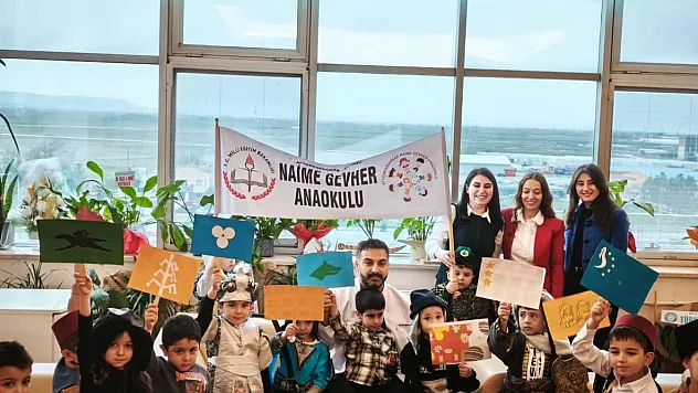 Miniklerden AFSÜ Hastanesi Başhekimine Ziyaret