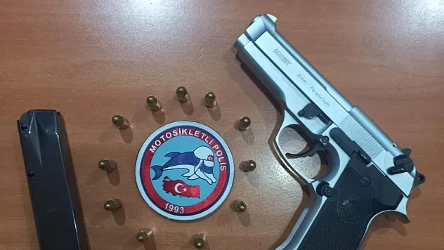 Motosikletli polis timlerinin uygulamaları sürüyor