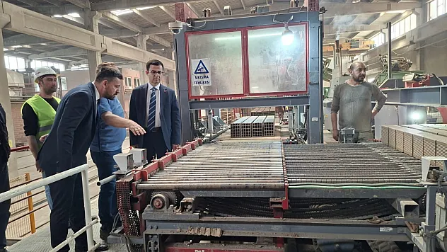 Müdür Karayol, İpek Tuğla Tesislerini İnceledi