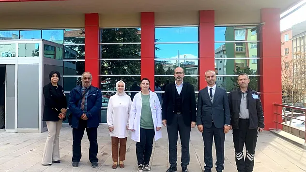 Müdür Öztürk, Sandıklı'da Vatandaşların Sağlık Taleplerini Dinledi