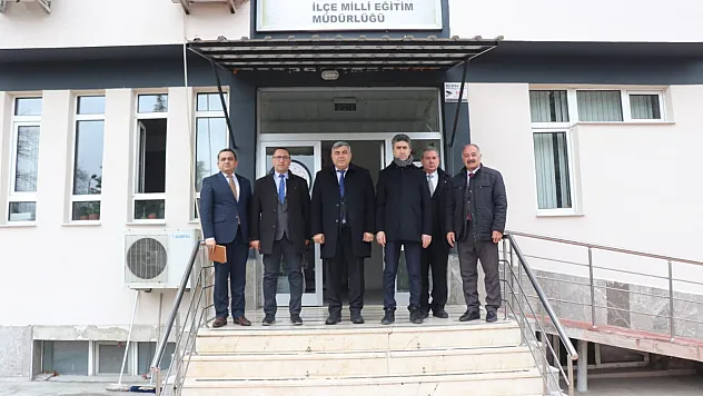 Müdür Sünnetci, Çay'da Bir Dizi Temasta Bulundu