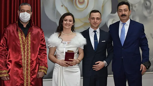 Müdür Temiz, meslektaşlarının en mutlu günlerine şahit oldu
