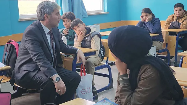 Müdür Yılmaz: 'Millî Ve Manevî Değerlere Bağlı, Güçlü Bireyler Yetiştirmek Önceliğimizdir'