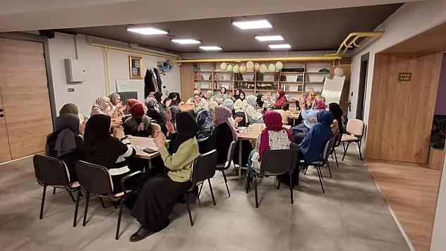 Müftülük Gençlik Koordinatörlerinden Anlamlı İftar