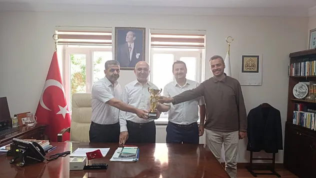 Müftülük Masa Tenisi Takımı İl 2. Oldu