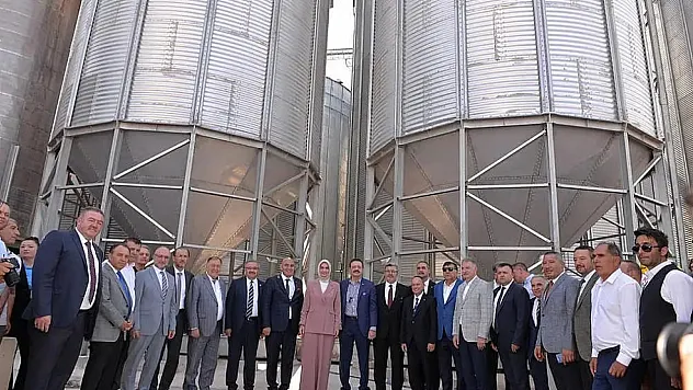 Mühsürler'den Eski Başkanlara Örnek Vefa