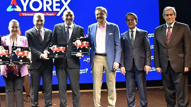 Mühsürler: Gururluyuz